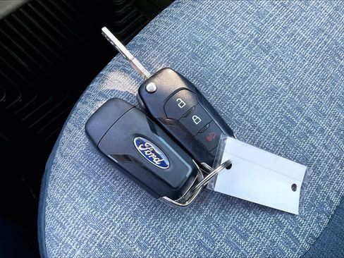 Used 2024 Ford Maverick XLT FWD image 13