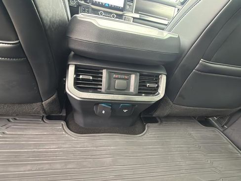 Used 2024 Ford F150 Platinum w/ Equipment Group 702A High AWD/4WD image 31