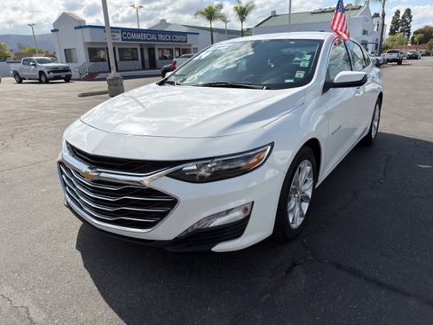 Used 2024 Chevrolet Malibu LT image 4