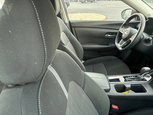 Used 2025 Nissan Sentra SV FWD image 22