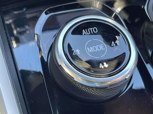 Used 2024 Chevrolet Colorado Trail Boss w/ Advanced Trailering Package image 33