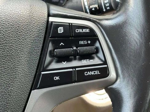 Used 2017 Hyundai Elantra Limited w/ Cargo Package image 29