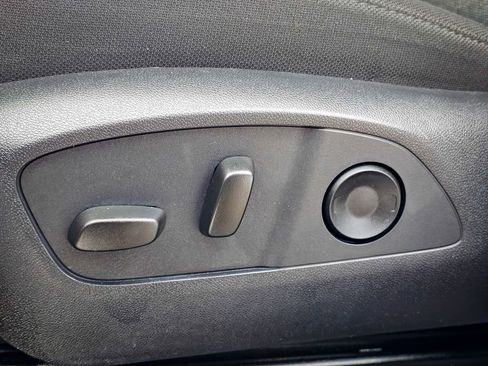 Certified 2025 GMC Acadia Elevation image 16