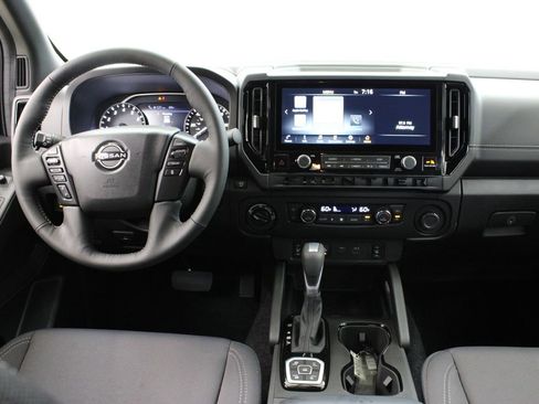 New 2026 Nissan Frontier SV w/ SV Convenience Package AWD/4WD image 9