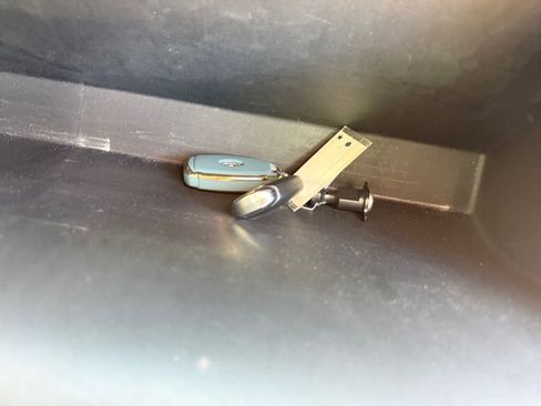 Used 2019 Hyundai Santa Fe Limited image 28