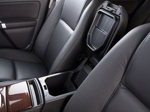Used 2010 Volvo XC90 3.2 FWD image 18