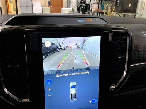 Used 2025 Ford Ranger XLT w/ FX4 Off-Road Package image 32