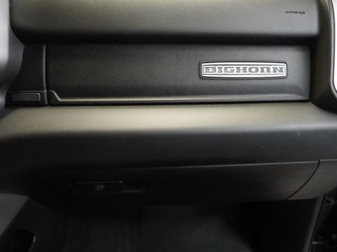 Used 2020 RAM 1500 Big Horn AWD/4WD image 37
