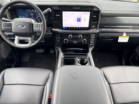 New 2026 Ford F250 Lariat w/ FX4 Off-Road Package AWD/4WD image 11