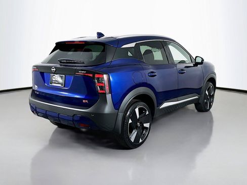 Used 2025 Nissan Kicks SR FWD image 13