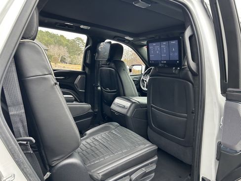 Used 2021 Cadillac Escalade Sport Platinum image 47