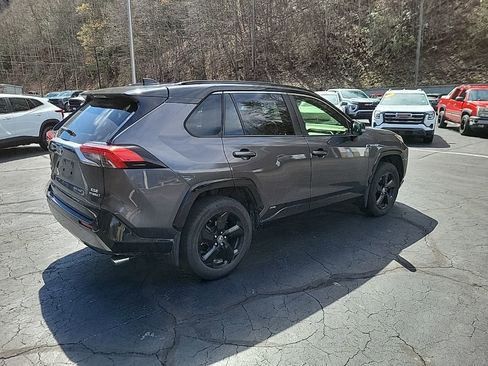 Used 2019 Toyota RAV4 XSE w/ XSE Weather Package image 7
