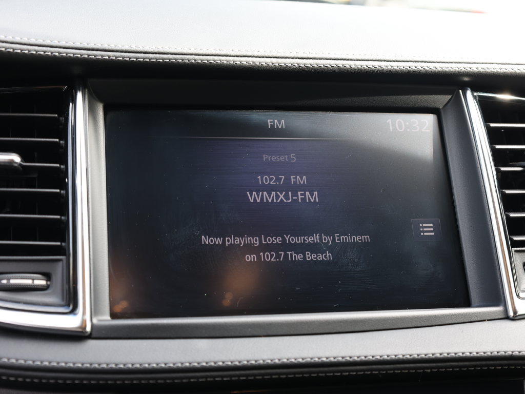 Certified 2024 INFINITI QX50 Luxe FWD image 33