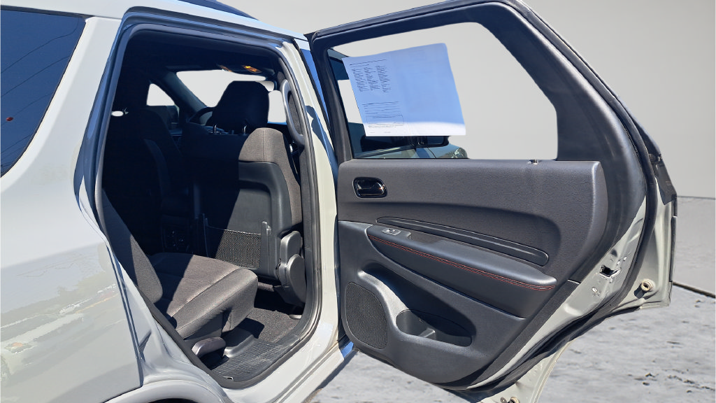 Used 2025 Dodge Durango GT w/ Blacktop Package AWD/4WD image 25