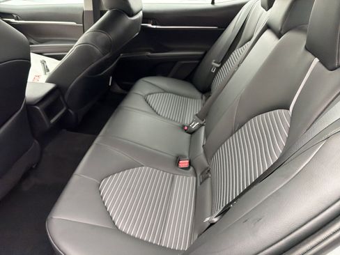 Used 2022 Toyota Camry SE image 22