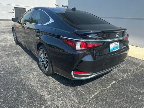 Used 2024 Lexus ES 300h Ultra Luxury w/ Accessory Package (Z1) FWD image 5