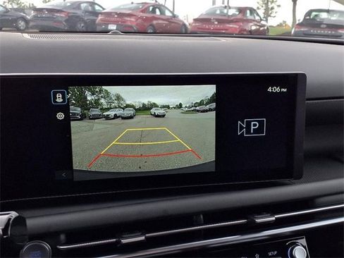 New 2025 Hyundai Santa Cruz SE image 13