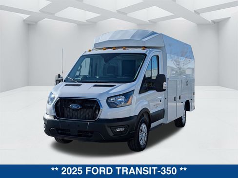 New 2025 Ford Transit 350 w/ Interior Upgrade Package image 8