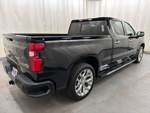 Used 2022 Chevrolet Silverado 1500 High Country AWD/4WD image 6