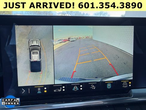 Used 2023 Chevrolet Silverado 1500 High Country w/ High Country Premium Package image 11