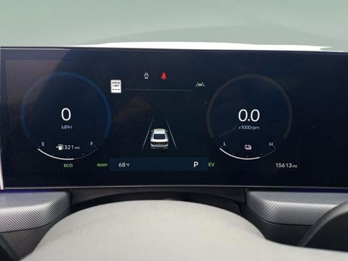 Used 2025 Hyundai Sonata Limited image 15