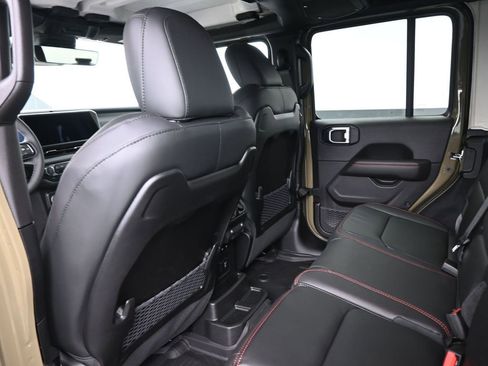 New 2026 Jeep Wrangler Unlimited Rubicon AWD/4WD image 23