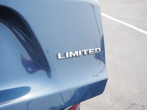 Used 2020 Jeep Cherokee Limited w/ Trailer Tow Group AWD/4WD image 9