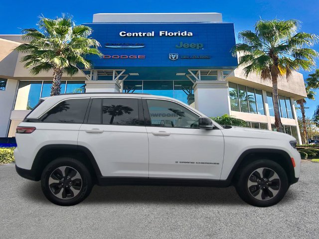 Used 2024 Jeep Grand Cherokee Limited 4xe AWD/4WD image 4