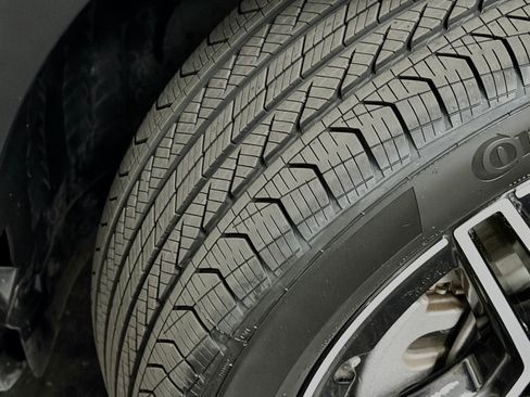 Certified 2023 Mercedes-Benz GLB 250 image 19