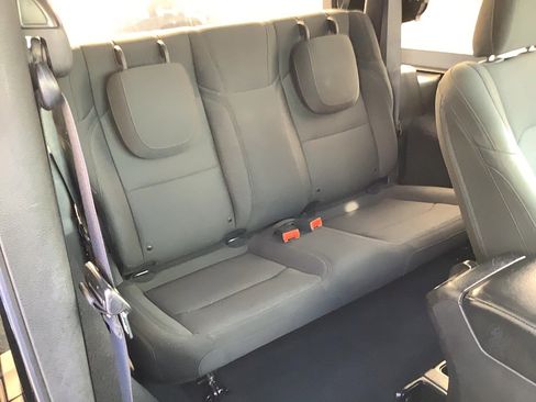 Certified 2018 Jeep Wrangler Sport AWD/4WD image 5