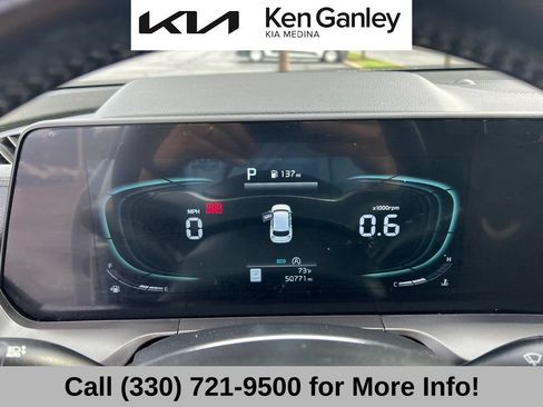 Certified 2024 Kia Telluride S w/ S Sunroof Package AWD/4WD image 31