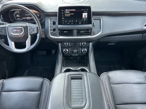 Used 2023 GMC Yukon XL SLT RWD image 14