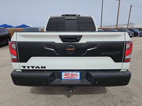 Used 2020 Nissan Titan PRO-4X w/ Pro-4x Convenience Package image 6