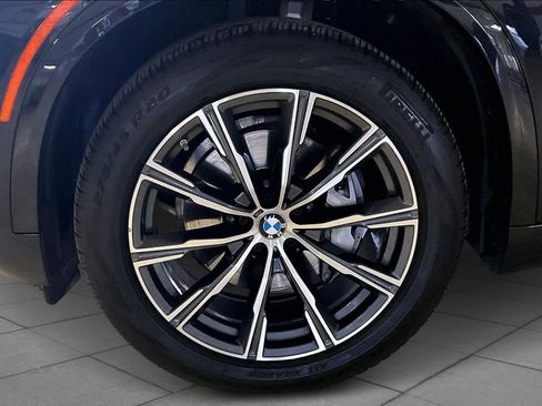Used 2025 BMW X5 xDrive40i w/ M Sport Package image 10