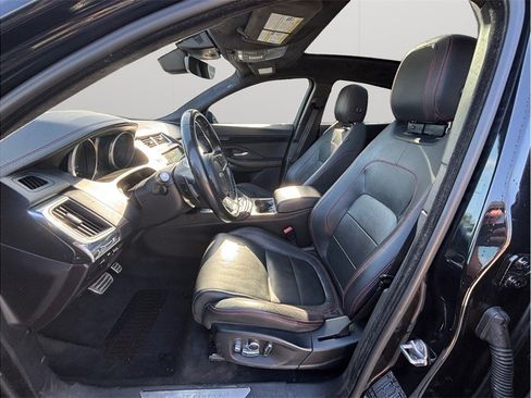 Used 2018 Jaguar E-PACE First Edition image 2
