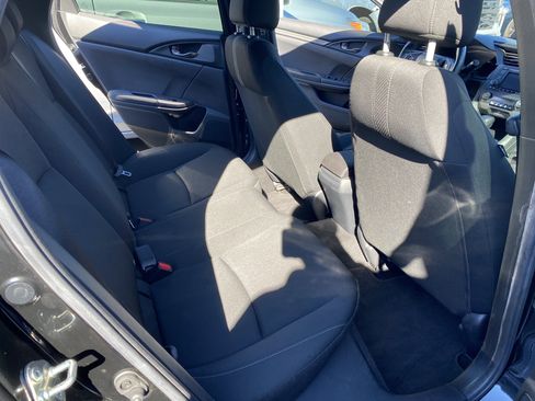 Used 2019 Honda Civic Sport image 18