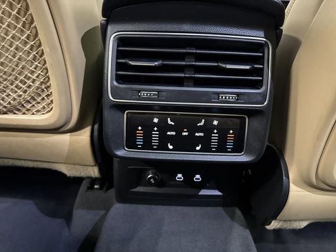 Used 2022 Audi Q7 3.0T Prestige w/ Prestige Package image 36