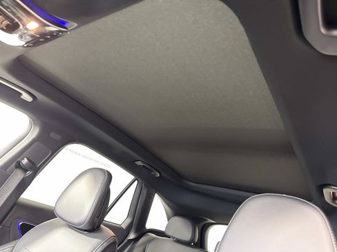 Used 2024 Mercedes-Benz GLC 300 4MATIC image 20