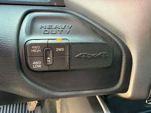 Used 2022 RAM 2500 Big Horn w/ Night Edition AWD/4WD image 24