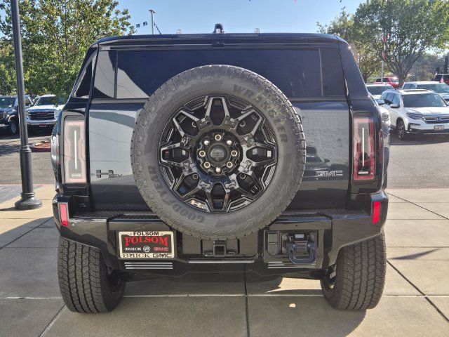 New 2026 GMC Hummer EV SUV w/ LPO, Dark Essentials Package AWD/4WD image 5