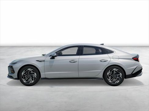 New 2026 Hyundai Sonata SEL image 3