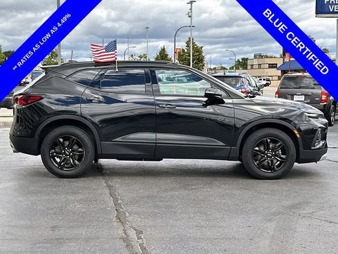 Used 2021 Chevrolet Blazer LT FWD image 2