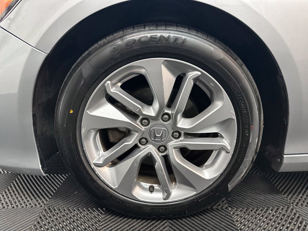 Used 2020 Honda Accord LX image 33
