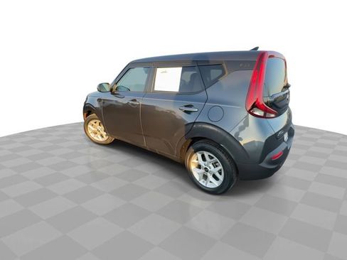 Used 2021 Kia Soul S image 6