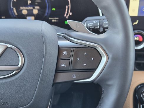 Certified 2022 Lexus NX 300h AWD image 39