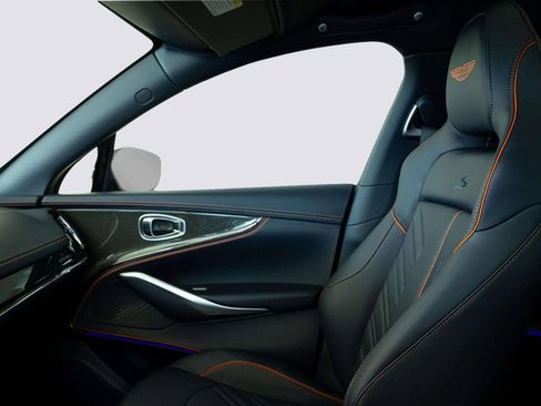 New 2026 Aston Martin DBX S image 14