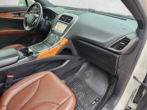 Used 2020 Lincoln Nautilus Reserve w/ Equipment Group 201A image 23