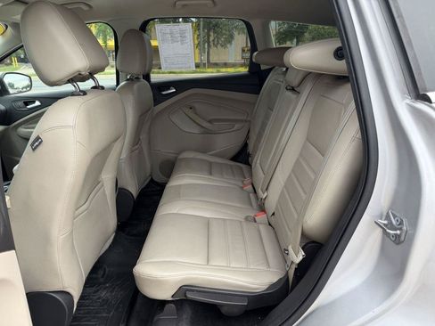 Used 2017 Ford Escape SE FWD image 9