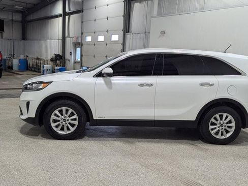 Used 2020 Kia Sorento LX image 6