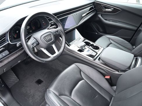 Used 2023 Audi Q8 Premium Plus w/ Premium Plus Package image 18